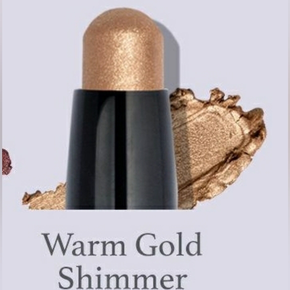 🦋 Julep Eyeshadow 101 Eyeshadow Stick (in Warm Gold Shimmer) - Picture 2 of 9